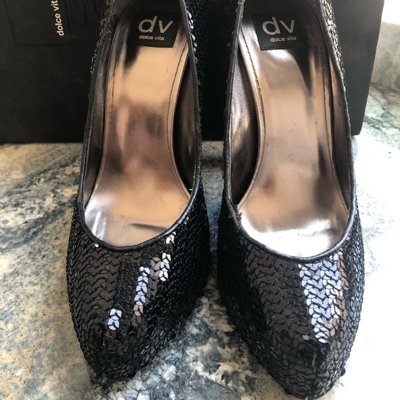 Dolce Vita Black Sequin Pump - Picture 2 of 6
